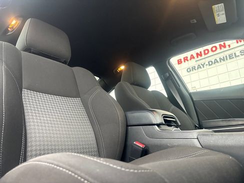 Used 2023 Dodge Charger SXT image 23