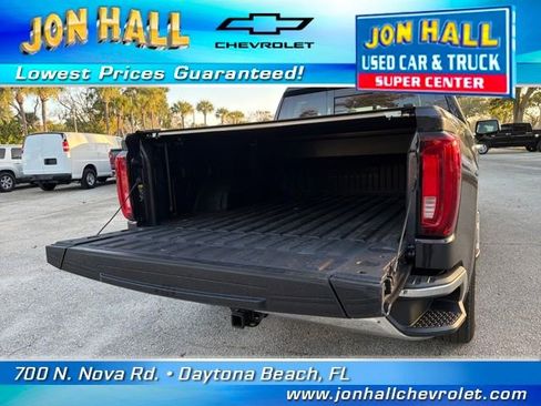 Certified 2022 GMC Sierra 1500 SLT w/ SLT Premium Plus Package image 8