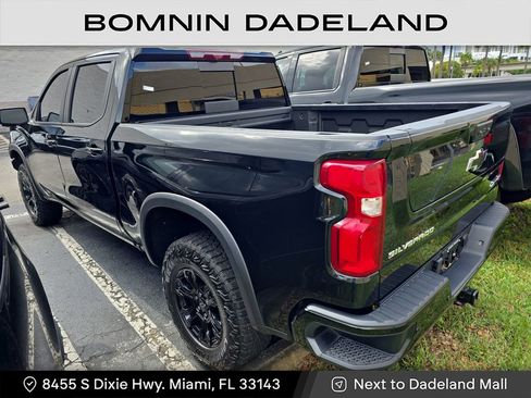Used 2025 Chevrolet Silverado 1500 ZR2 w/ Technology Package image 3