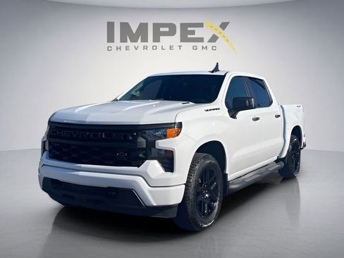 Used 2025 Chevrolet Silverado 1500 Custom w/ Turbomax Blackout Package AWD/4WD image 1
