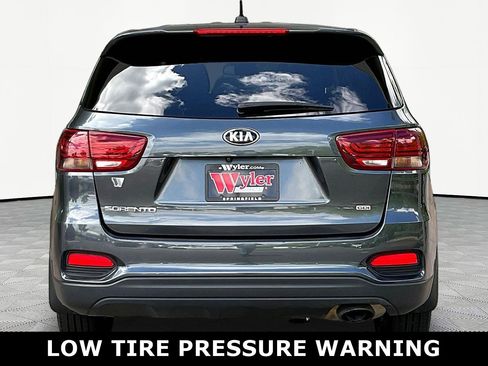 Used 2020 Kia Sorento LX FWD image 5