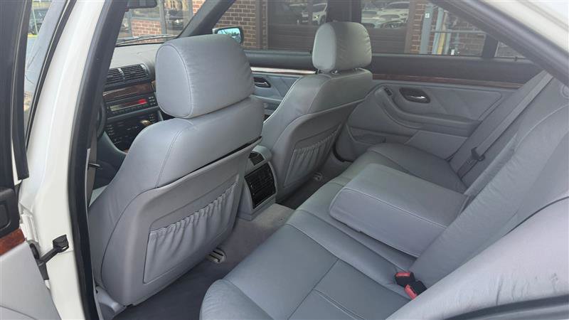 Used 2003 BMW 540i Sedan RWD image 23