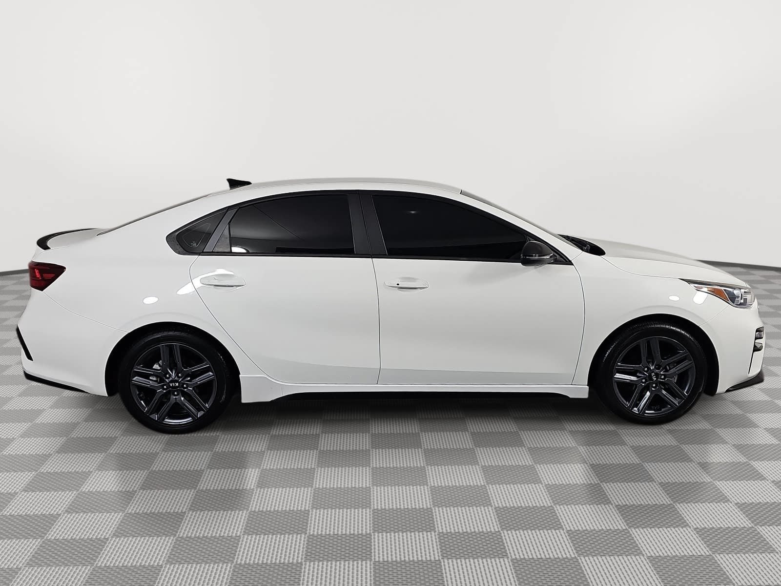 Used 2021 Kia Forte GT-Line FWD image 9