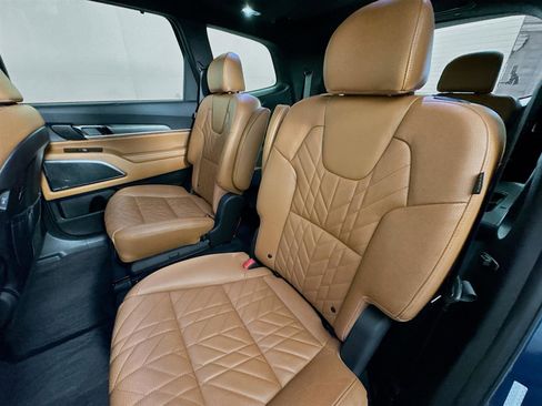 Used 2024 Kia Telluride SX X-Line image 25