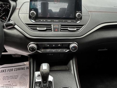 Used 2019 Nissan Altima 2.5 SR image 13