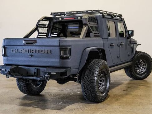 Used 2022 Jeep Gladiator Rubicon w/ Cold Weather Group image 7