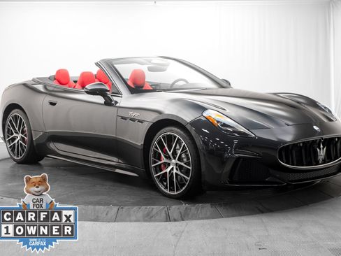 Used 2024 Maserati GranCabrio Trofeo AWD/4WD image 17