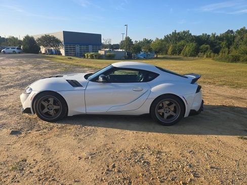 Used 2021 Toyota Supra Premium w/ Driver Assist Package RWD image 4