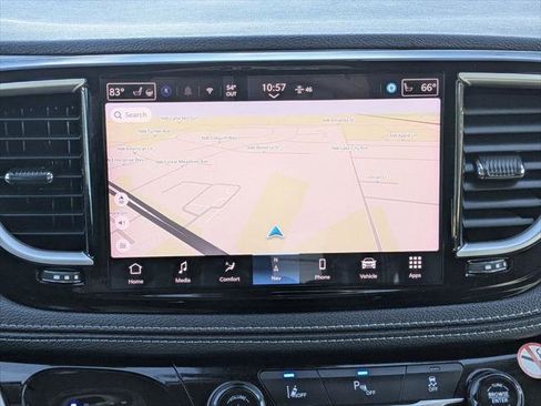 Certified 2024 Chrysler Pacifica Select image 33