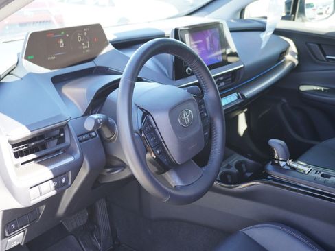 Used 2024 Toyota Prius XLE AWD/4WD image 20