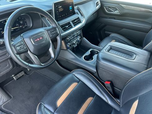 Used 2023 GMC Yukon AT4 image 10