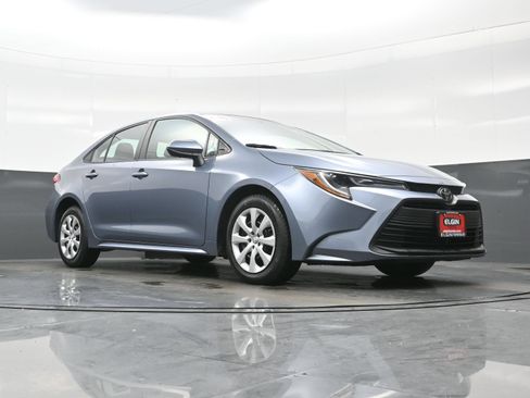 Used 2024 Toyota Corolla LE FWD image 24