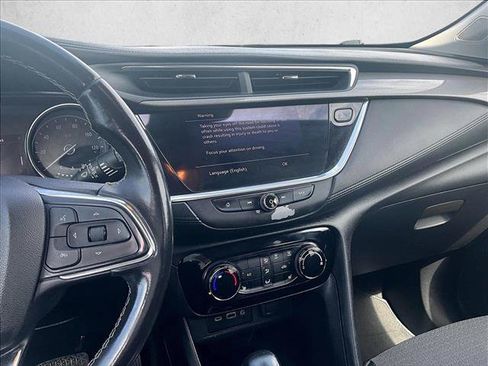 Used 2020 Buick Encore GX Preferred w/ Cold Weather Comfort Package FWD image 8