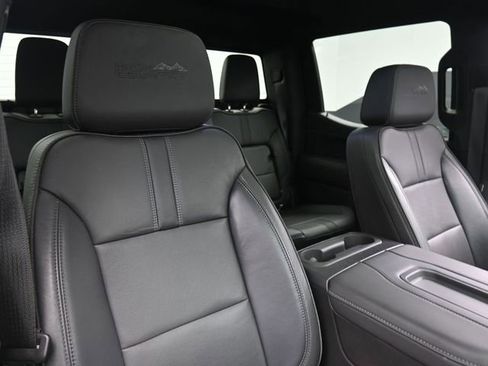 Used 2021 Chevrolet Silverado 1500 High Country w/ Technology Package image 26