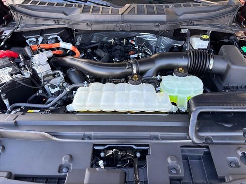 Used 2024 Ford F150 Lariat w/ Equipment Group 502A High image 29