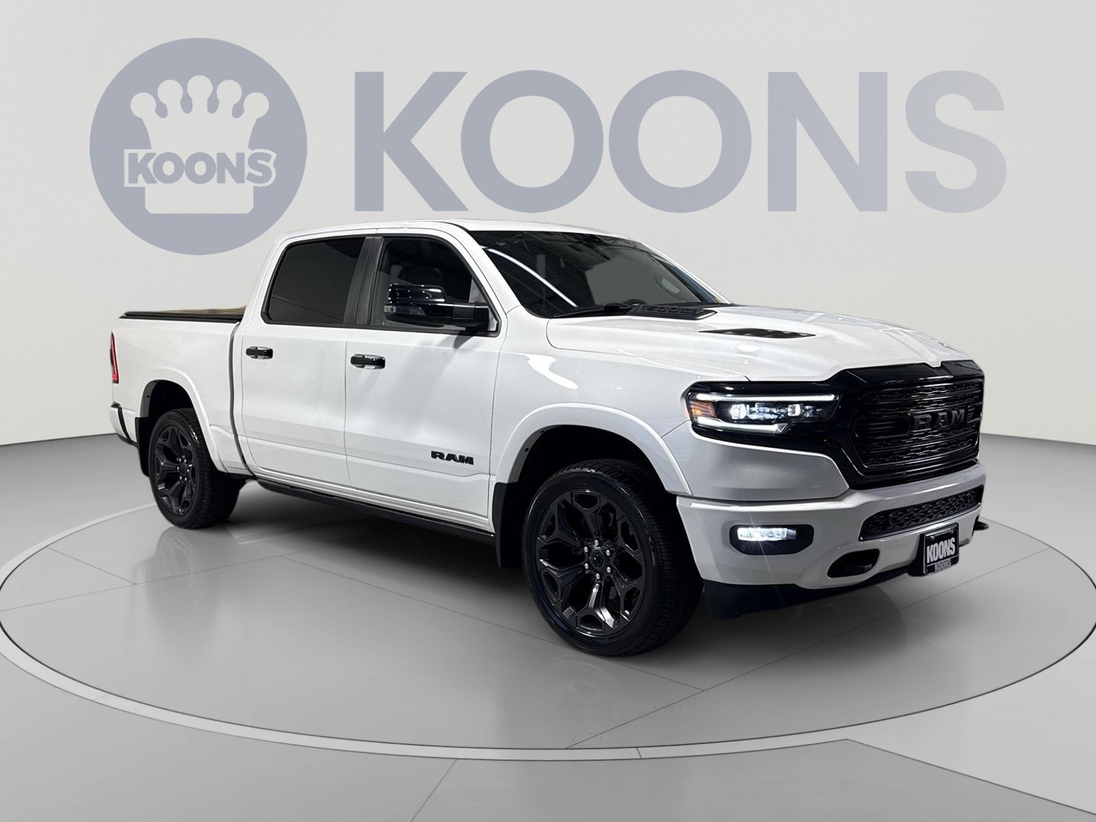 Used 2023 RAM 1500 Limited AWD/4WD image 2