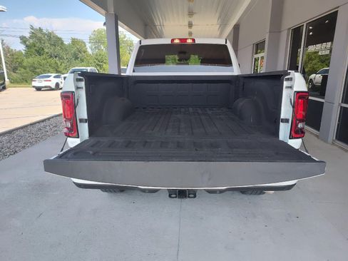 Used 2025 RAM 2500 Big Horn AWD/4WD image 5