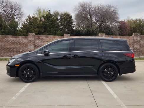 Certified 2025 Honda Odyssey Sport-L image 5