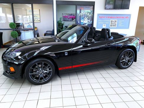 Used 2014 MAZDA MX-5 Miata Club RWD image 3