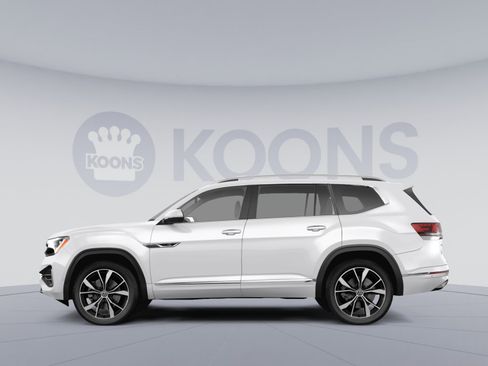 Used 2024 Volkswagen Atlas SEL Premium R-Line AWD/4WD image 2