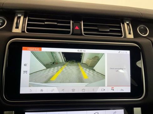 Used 2022 Land Rover Range Rover Westminster Edition image 16
