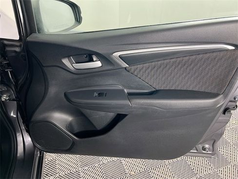 Used 2018 Honda Fit Sport image 28