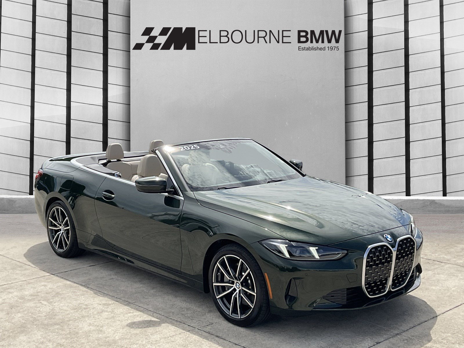 Certified 2025 BMW 430i xDrive Convertible w/ Premium Package AWD/4WD image 7