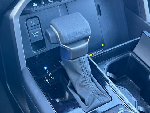 Used 2026 Toyota Sequoia Platinum image 24