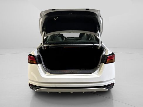 Used 2025 Nissan Altima 2.5 SV FWD image 8
