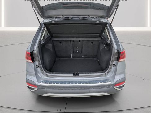 Certified 2023 Volkswagen Taos SE FWD image 10