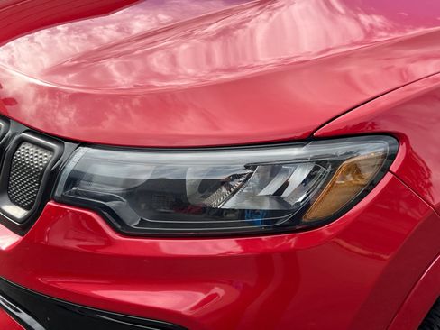 Used 2022 Jeep Compass Limited image 11