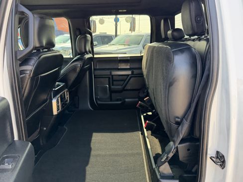 Used 2019 Ford F150 Platinum w/ Equipment Group 701A Luxury AWD/4WD image 12