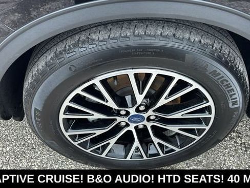Used 2022 Ford Escape SEL w/ Technology Package FWD image 34