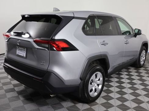 Used 2024 Toyota RAV4 LE AWD/4WD image 8