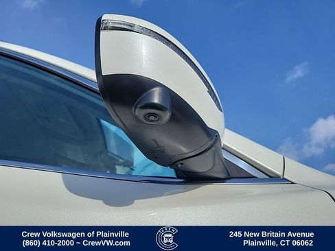 Used 2016 Nissan Rogue SV w/ SV Premium Package image 36