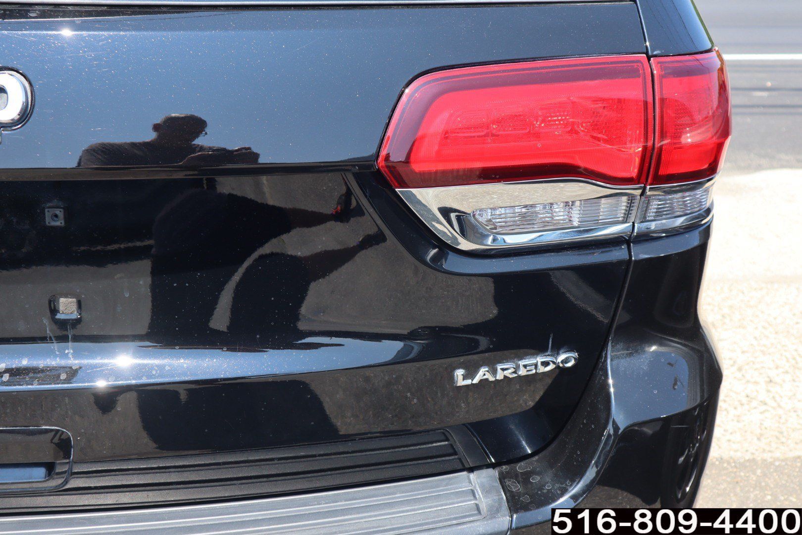 Used 2021 Jeep Grand Cherokee Laredo AWD/4WD image 27