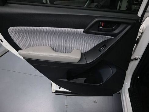 Used 2018 Subaru Forester 2.5i Premium AWD/4WD image 27