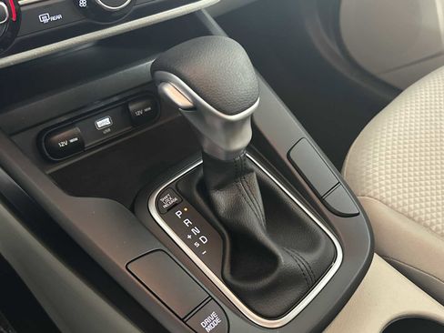 Used 2023 Kia Soul LX FWD image 33