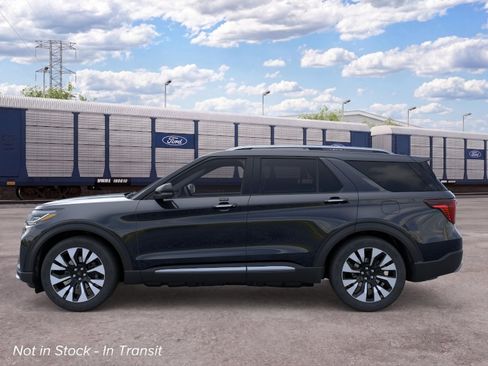 New 2026 Ford Explorer Platinum AWD/4WD image 3