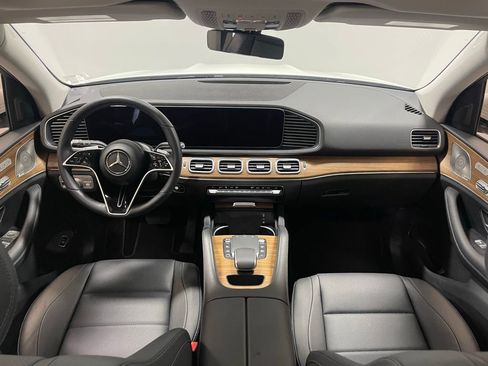 Used 2025 Mercedes-Benz GLE 350 4MATIC image 30