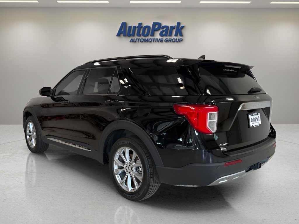 Used 2024 Ford Explorer XLT w/ Equipment Group 202A AWD/4WD image 5