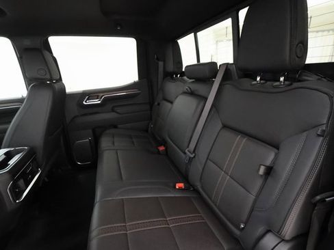 Used 2024 Chevrolet Silverado 1500 High Country w/ Technology Package image 21