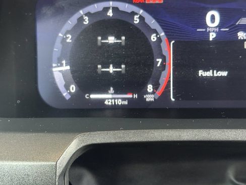 Used 2024 Toyota Tacoma TRD Off-Road AWD/4WD image 29