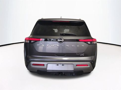 Used 2024 Nissan Pathfinder Platinum AWD/4WD image 6