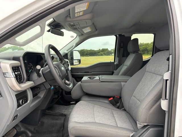 New 2026 Ford F250 XL RWD image 2