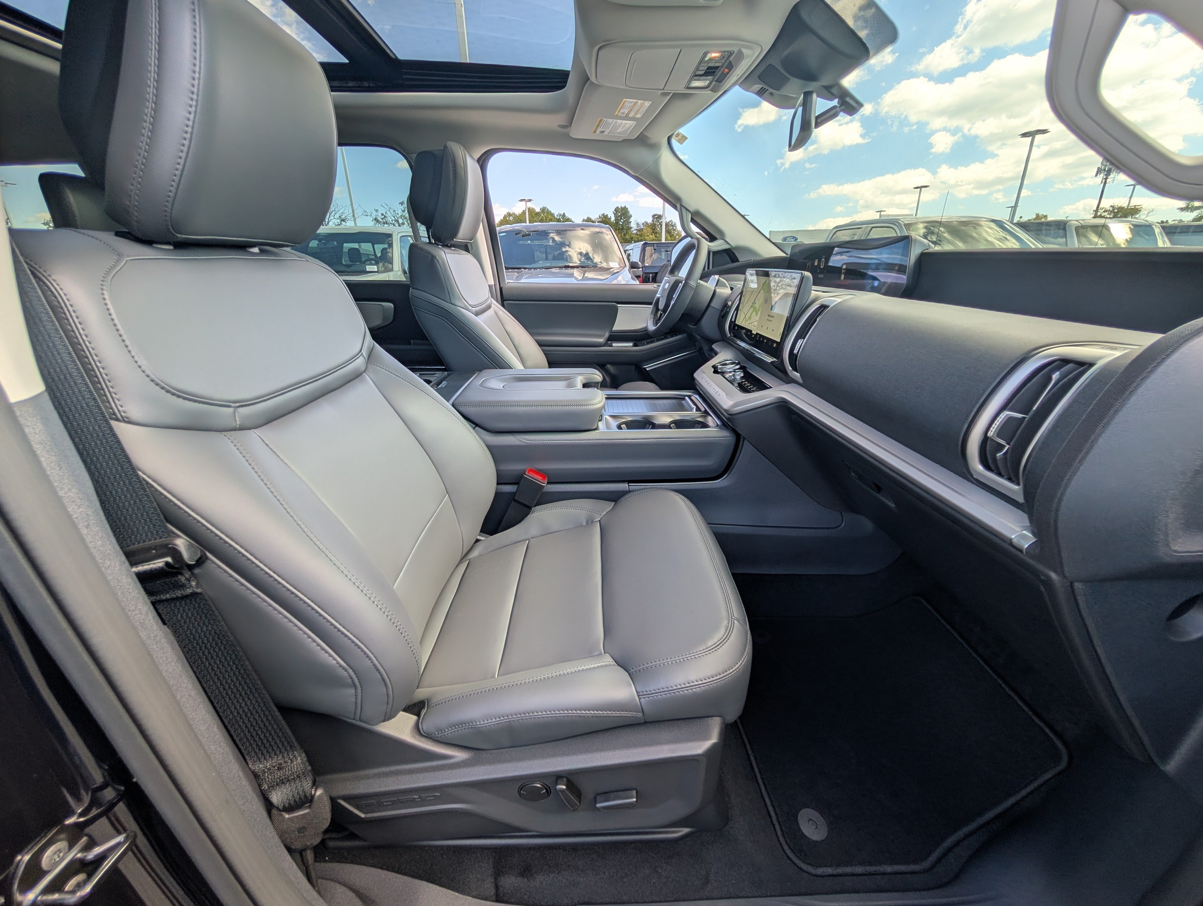 New 2027 Ford Expedition Active AWD/4WD image 6