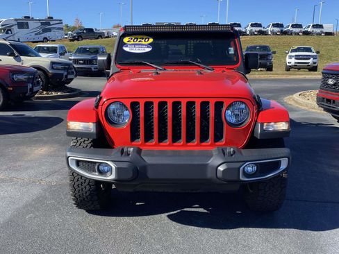 Used 2020 Jeep Gladiator Overland w/ Trailer Tow Package image 2