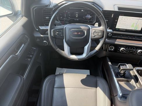 Used 2023 GMC Sierra 1500 SLT w/ SLT Premium Package AWD/4WD image 15