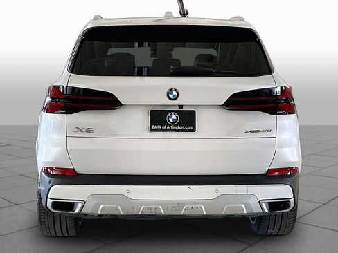 Used 2026 BMW X5 xDrive40i AWD/4WD image 4