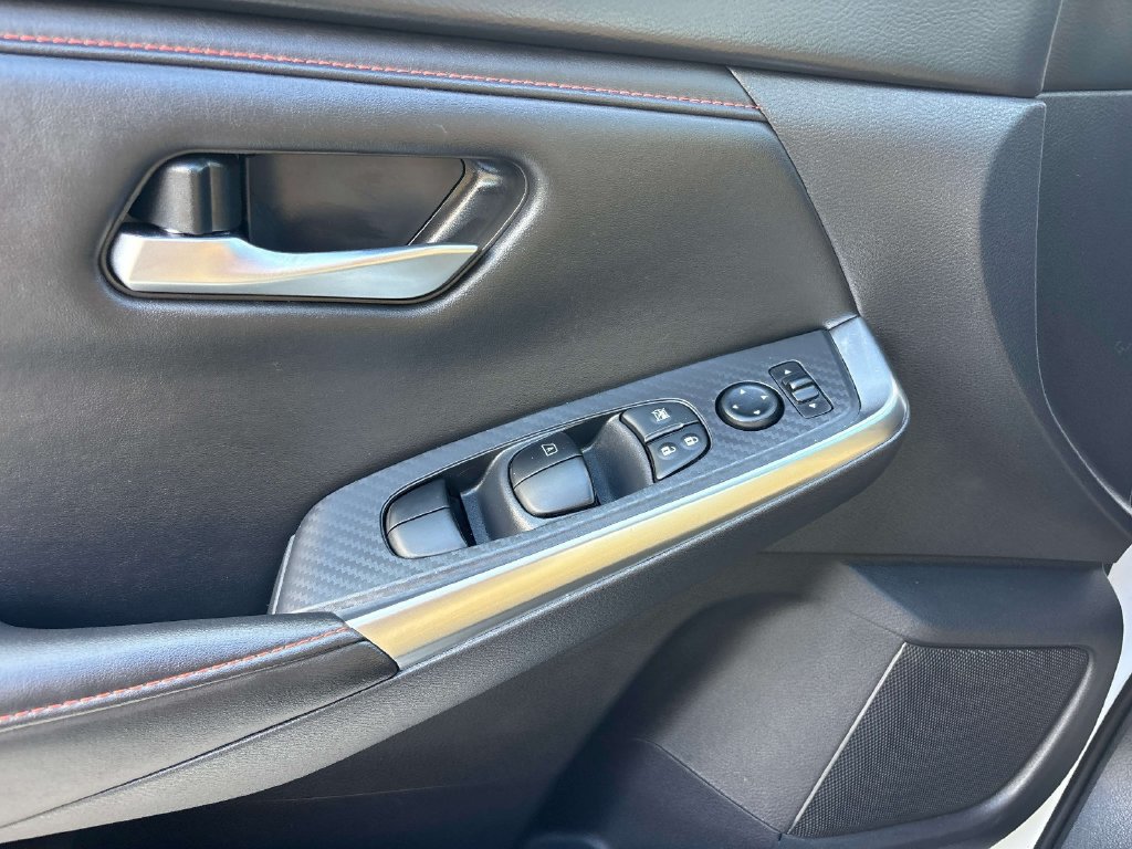 Used 2025 Nissan Sentra SR w/ Trunk Package FWD image 18
